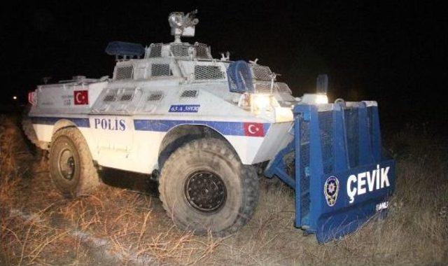 Atış Poligonu Yakınındaki Yangına Toma'larla Müdahale