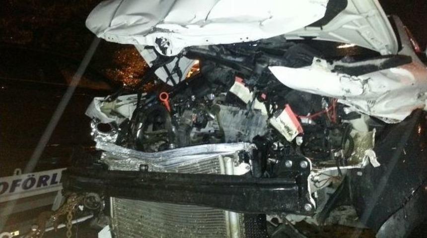 Ak Parti Grup Başkanvekili Bostancı Trafik Kazası Ge&ccedil;irdi