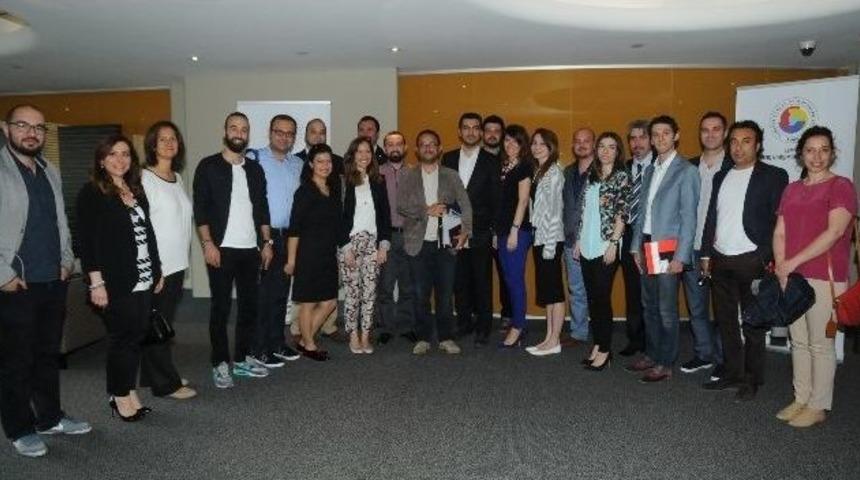 Ali Sabancı&rsquo;dan Gen&ccedil; Girişimcilere Tavsiyeler