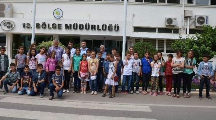 Dsi Bölge Müdürü Özgür, Aksu Alaylı Ortaokulu Öğrencilerini Ağırladı