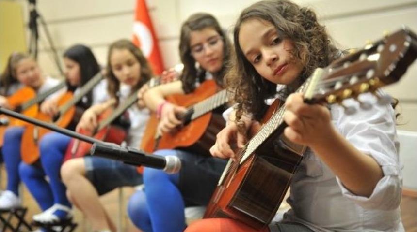 Tatilde Hem Eğlenecek Hem De &Ouml;ğrenecekler