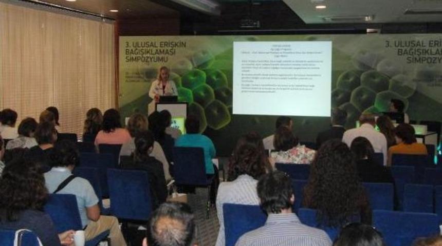 Prof. Dr. Şenol: 'grip Ve Zat&uuml;rre Aşısı Inme Ve Kalp Krizi Hastalıklarında Etkili'