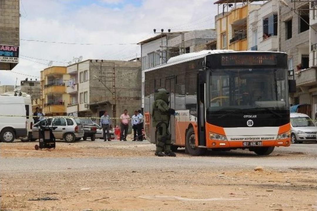 Otob&uuml;ste Unutulan Poşet Bomba Paniğine Neden Oldu