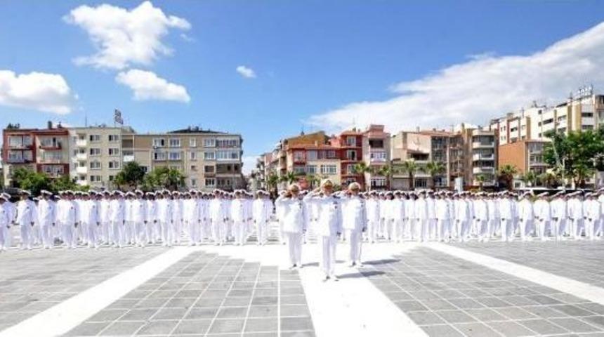 Bahriyeliler &Ccedil;anakkale'de