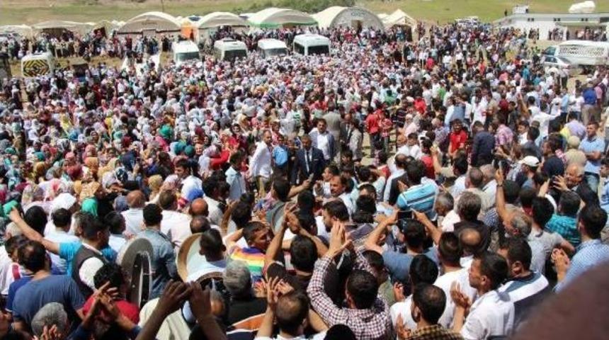 Batman'da Şeyh Halid'i Anma Etkinliklerine 50 Bin Kişi Katıldı