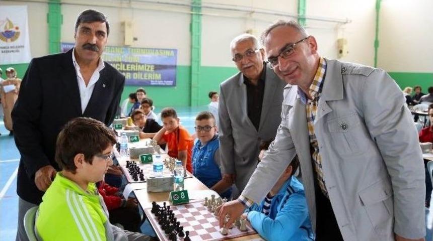 Sapanca Belediyesi Satran&ccedil; Turnuvası Başladı