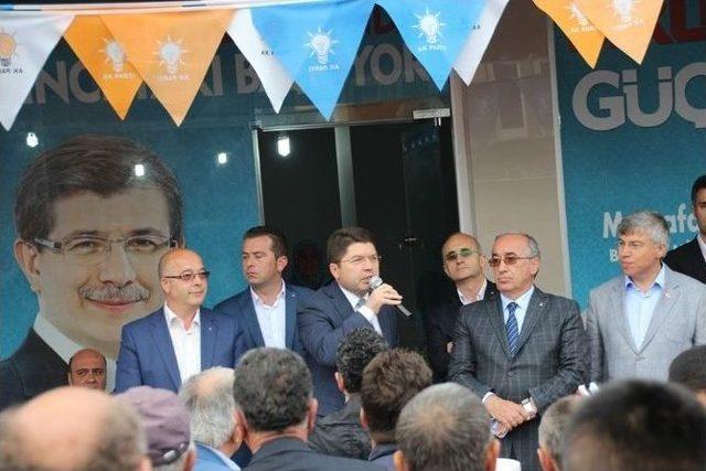 Ak Parti Milletvekili Adayları Kurucaşile Ve Avara’da Halka Hitap Etti