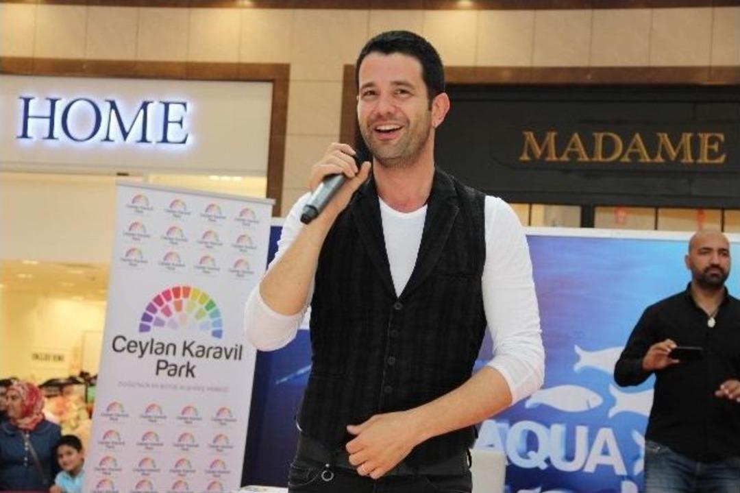 Popstar Keremcem Diyarbakır&rsquo;da İlk Kez Konser Verdi