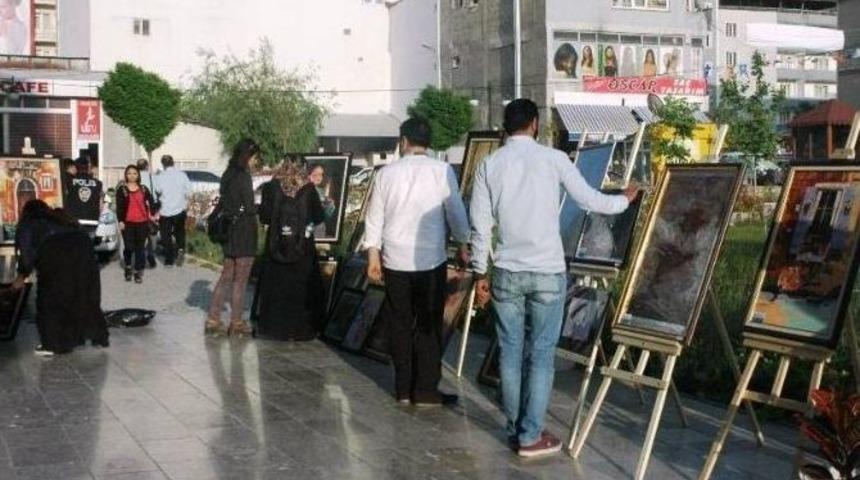 Mavi Kültür Sanat Derneğinin Kuruluş Sergisi