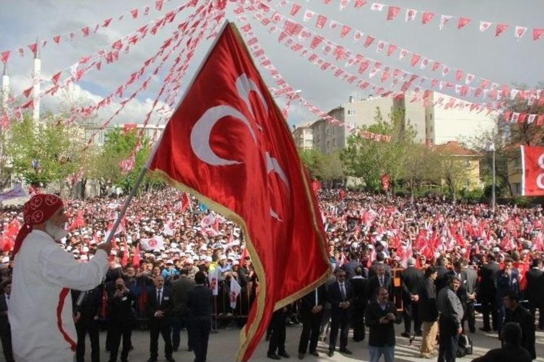 Emekli Maaşının Tamamını Mhp&rsquo;nin Mitinglerine Harcıyor