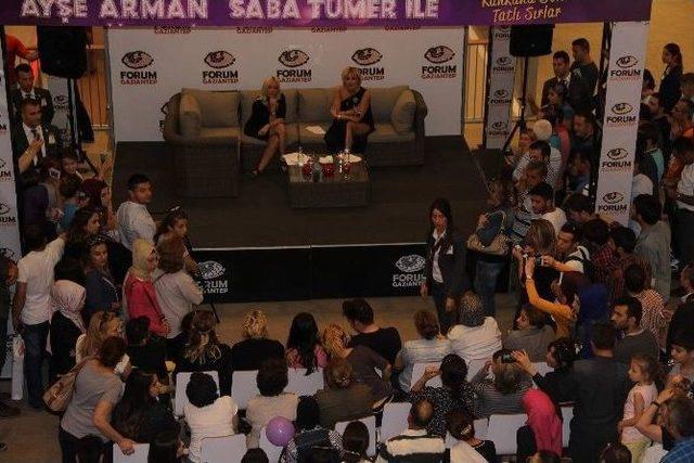 Forum Gaziantep’in Ziyaretçileri Ayşe Arman Ve Saba Tümer İle Buluştu