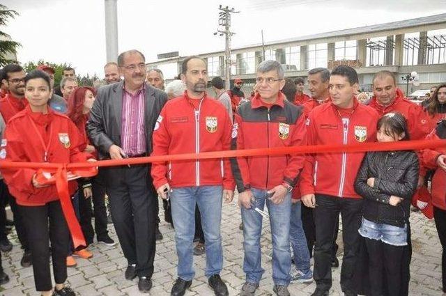 Akut Başkanı Nasuh Mahruki Afyonkarahisar’da “akut Merkezini” Açtı