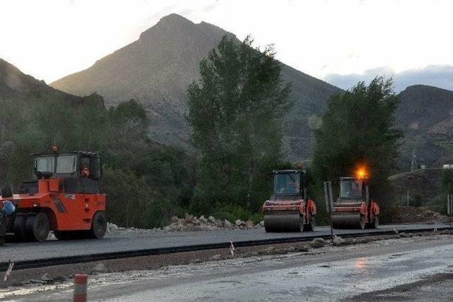 Karayolları Genel Müdürü Cahit Turhan Gümüşhane’de