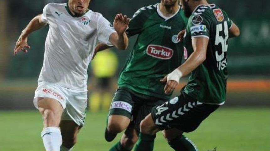 Bursaspor'da Kupa Finali &Ouml;ncesi Savunma Sıkıntısı