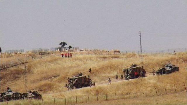 Nusaybin Sınırda Askeri Tatbikat Yapıldı