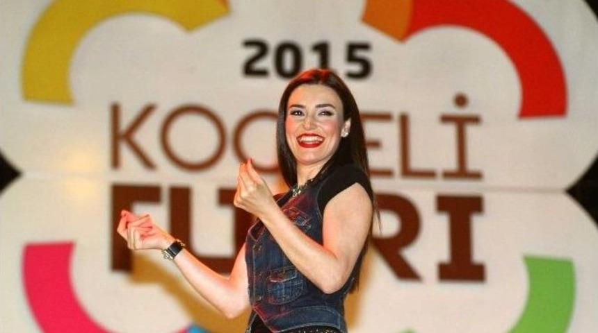 Kocaeli Fuarı&rsquo;nda Sevcan Orhan R&uuml;zgarı