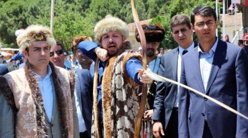 Bilal Erdoğan: Geleneksel Sporlarımız Birer Terbiye Kurumudur