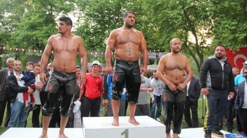 53. Akbalık Yağlı G&uuml;reşleri Sona Erdi