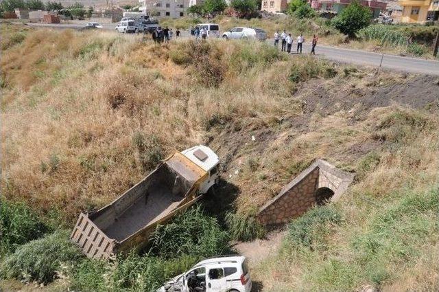 Cizre’de Trafik Kazası: 4 Yaralı