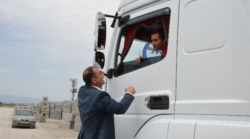 Yıldız, Esnafı Ziyaret Etti