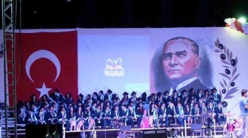 Nazilli Fen Lisesi İlk Mezunlarını Verdi