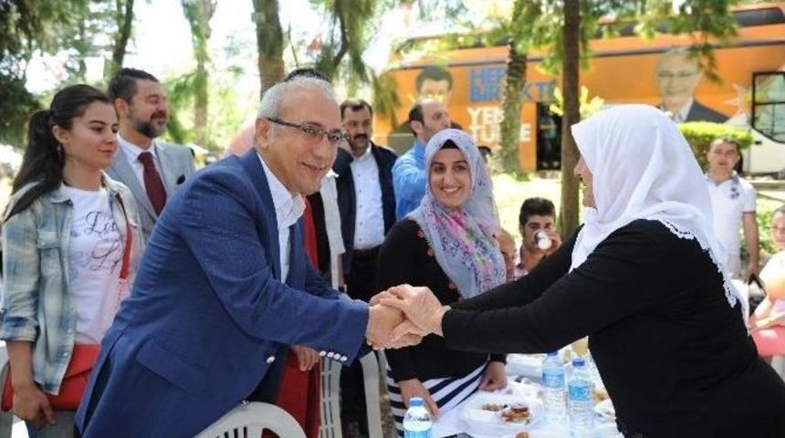 Ak Parti&rsquo;li L&uuml;tfi Elvan&rsquo;dan Kaos Uyarısı