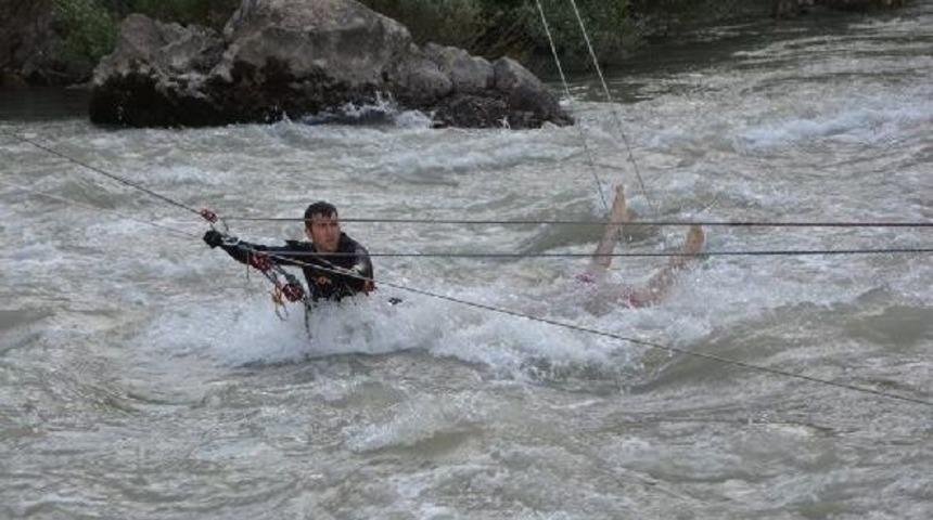 Çatak Deresi'ne Düşen Kadının Cesedi Bulundu