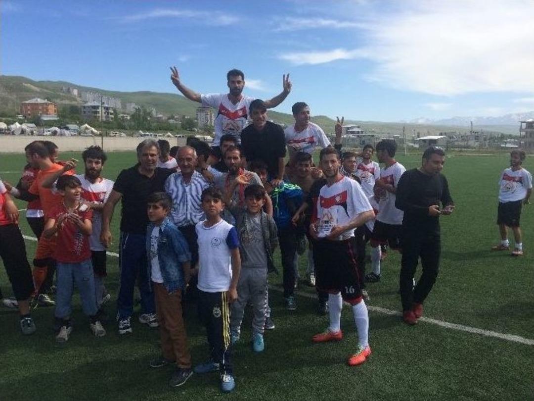 Van&rsquo;da Amat&ouml;r Ma&ccedil;ta Hakeme &Ccedil;irkin Saldırı