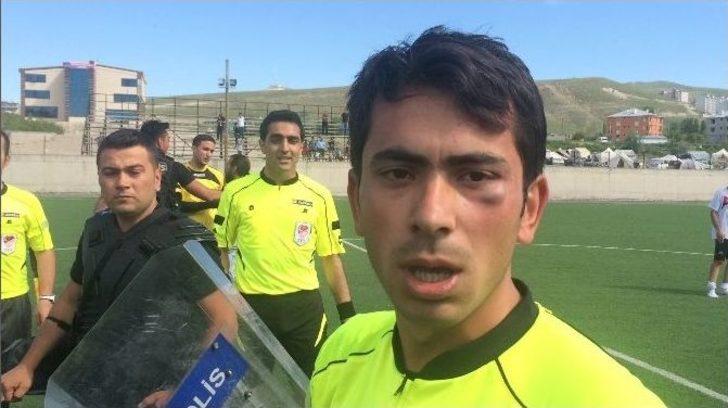 Van’da Amatör Maçta Hakeme Çirkin Saldırı G4