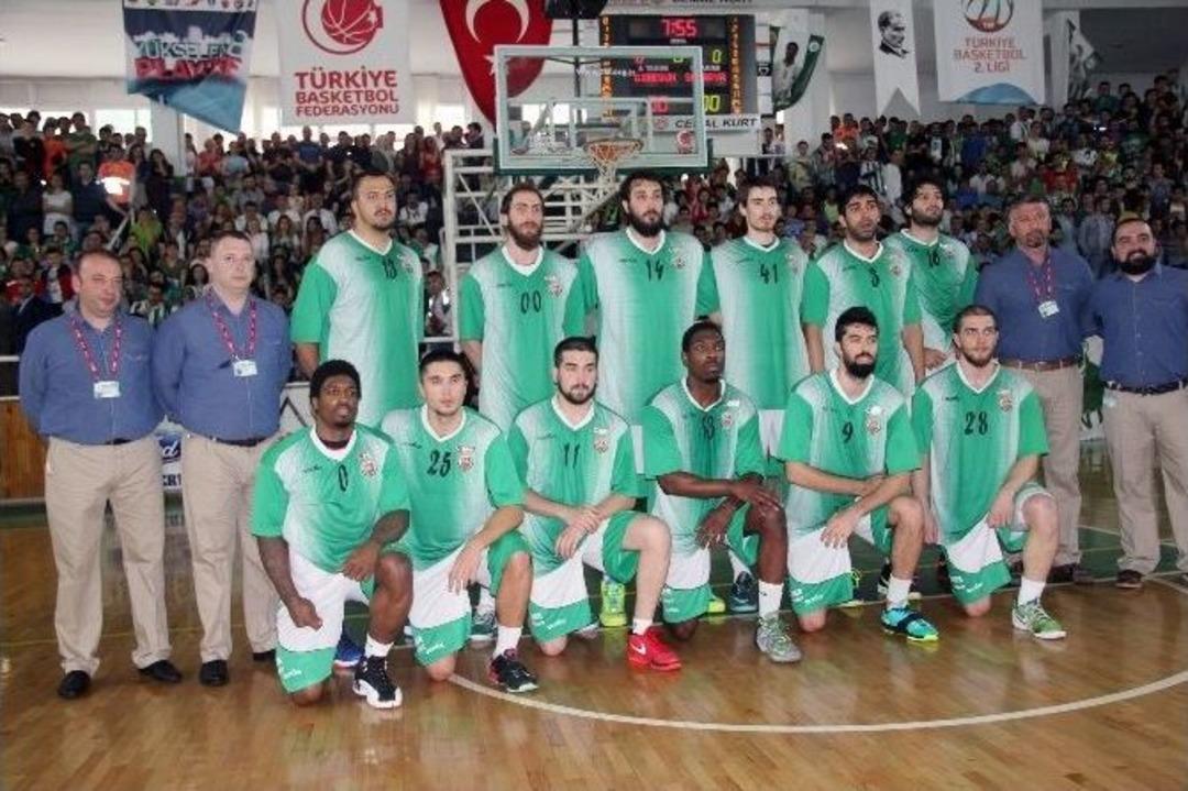 Yeşilgiresun Belediyespor T&uuml;rkiye Basketbol Ligi&rsquo;ne Y&uuml;kseldi