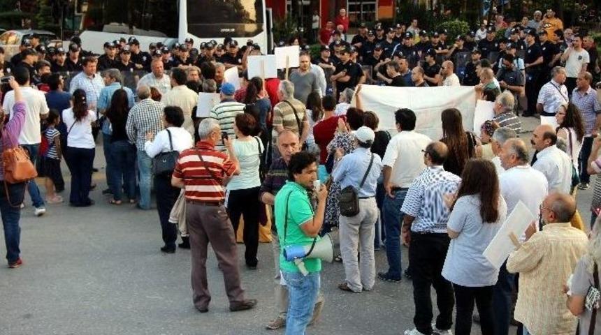 Gezi Olayları 2. Yıl D&ouml;n&uuml;m&uuml;nde Aydın&rsquo;da Anıldı