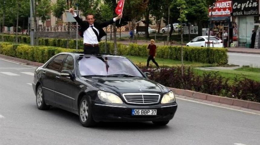 Saadet Partisi 250 Ara&ccedil; Konvoyu Halinde Kayseride G&ouml;vde G&ouml;sterisi Yaptı