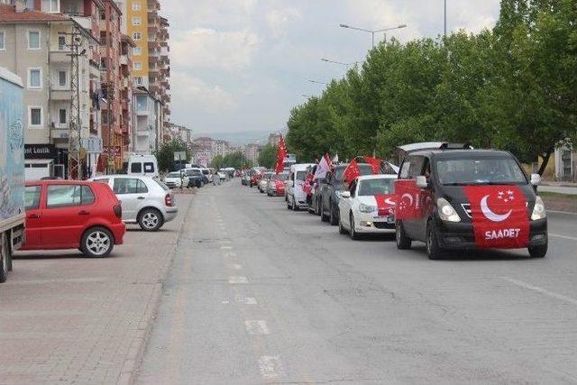 Saadet Partisi 250 Araç Konvoyu Halinde Kayseride Gövde Gösterisi Yaptı