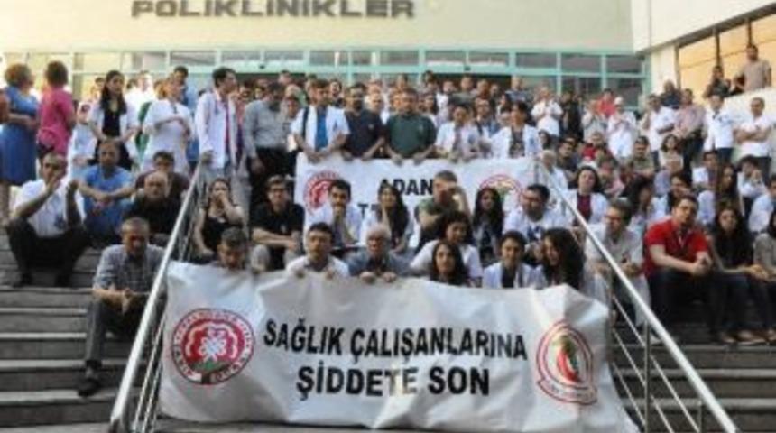 Doktorlar Şiddete Karşı İş Bıraktı