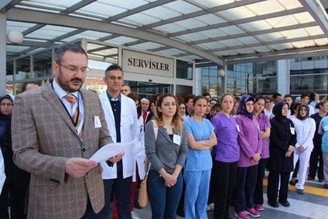 Bolu'da Doktorun Öldürülmesi Protesto Edildi