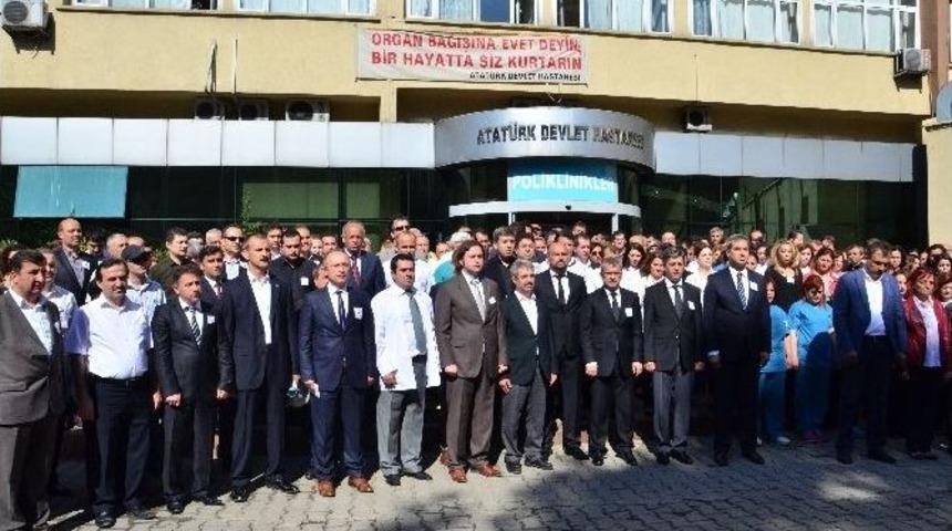 Sağlık &Ccedil;alışanları Saldırıyı Kınadı