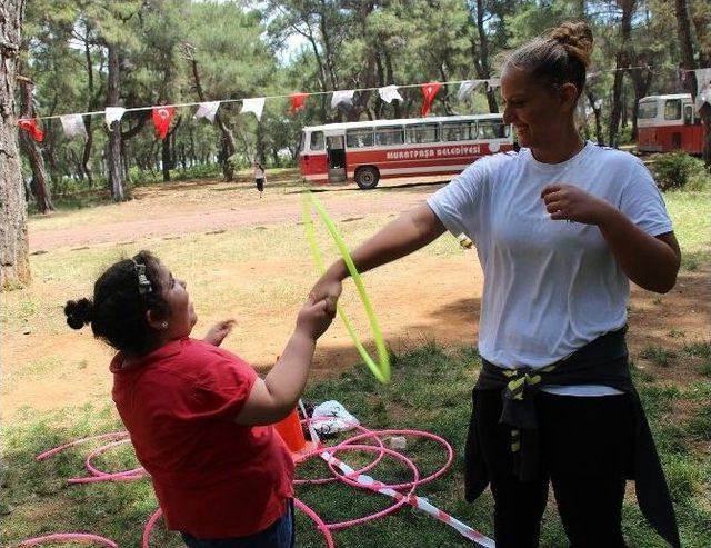 Engelli Bireyler, &ldquo;biz Size Engel Olmayalım&rdquo; Y&uuml;r&uuml;y&uuml;ş&uuml;nde Buluştu 1