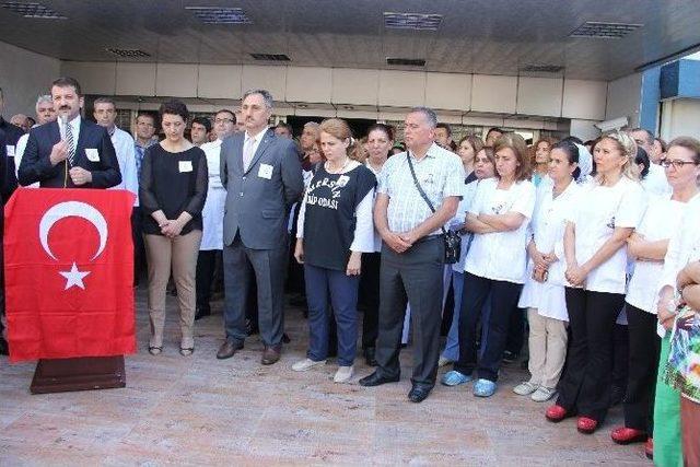 Mersin’de Doktorlar 15 Dakika İş Bıraktı