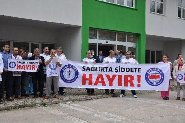 Giresun’da Doktorlar’dan Basın Açıklaması