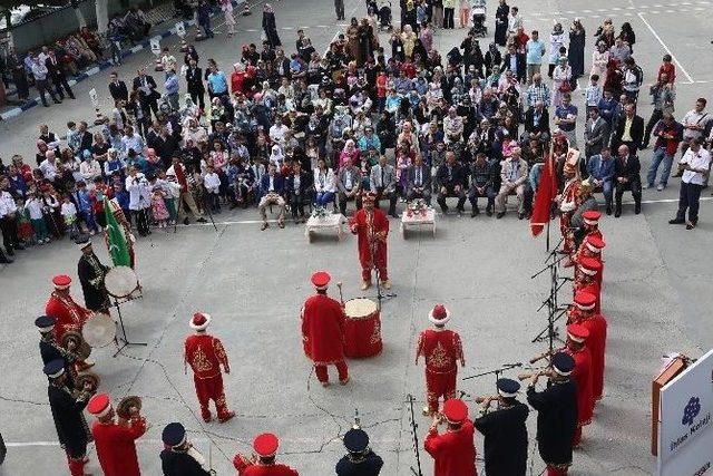 İhlas Koleji’nin 5’incisini Düzenlediği Canım Türkiyem Fuarı Ziyaretçilerini Türkiye’nin Dörtbir Köşesine Taşıdı