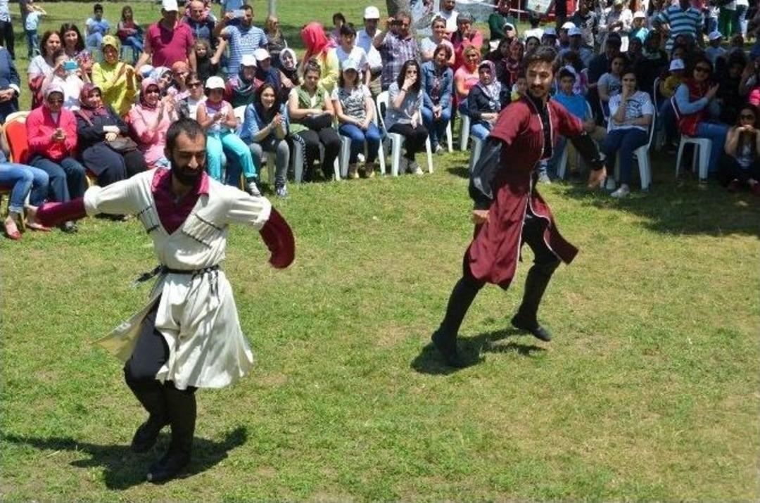 Kartepe&rsquo;de Fetih Ş&ouml;leni Ve Unutulmuş Değerler Festivali D&uuml;zenlendi