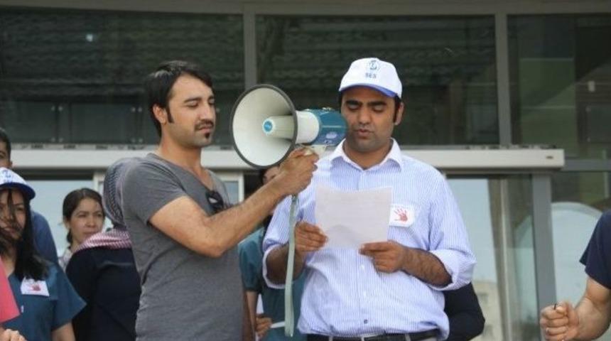 İdil&rsquo;de Doktorlar 1 G&uuml;nl&uuml;k İş Bırakma Eylemi Başlattı