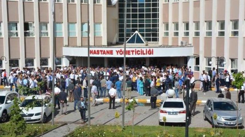 Nevşehir'deki Doktorlar Şiddeti Kınadı