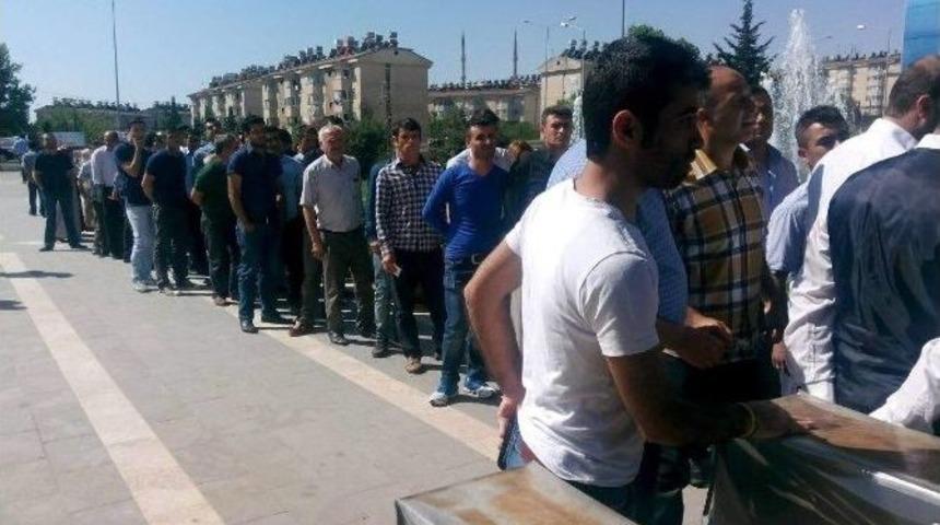 M&uuml;teahhit Firma İş&ccedil;ileri Değiştirmek İstiyor