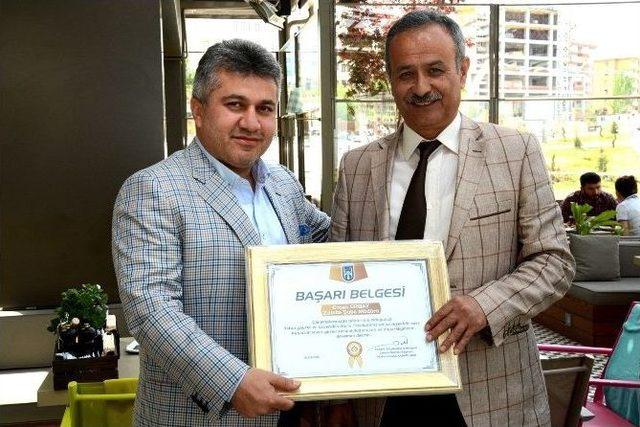 Terfi Eden Zabıtaya “başarı Belgesi”