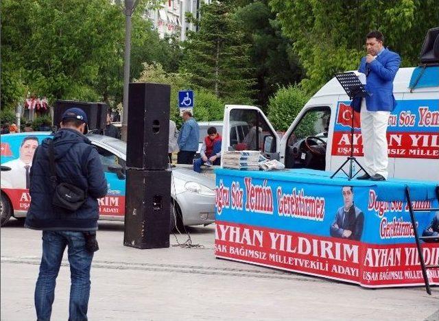 Bağımsız Milletvekili Adayı Tek Başına Miting Yaptı 2