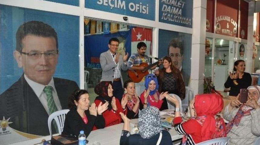 Ak Parti Adayı Uslu, Se&ccedil;im &Ccedil;alışmalarını Finike Ve Kumluca&rsquo;da S&uuml;rd&uuml;rd&uuml;