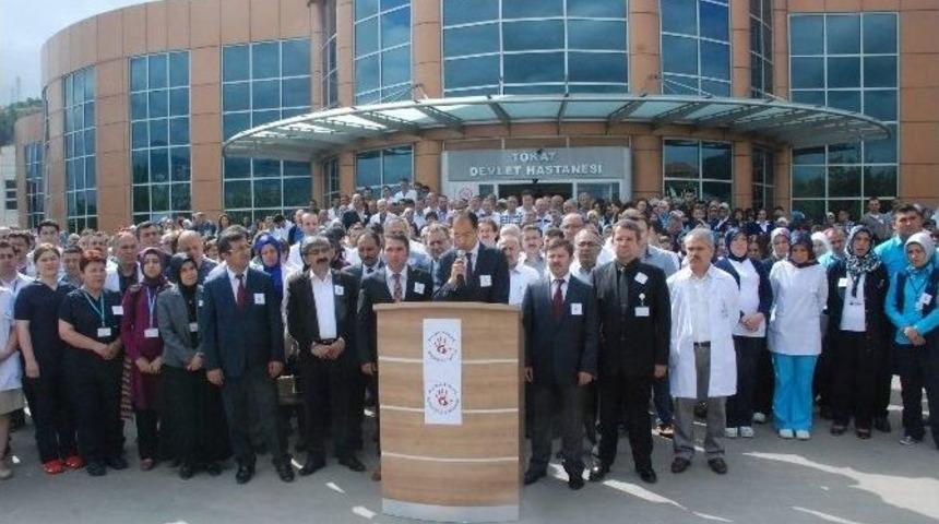 Tokat&rsquo;ta Sağlık&ccedil;ılardan Doktor Cinayetine Tepki