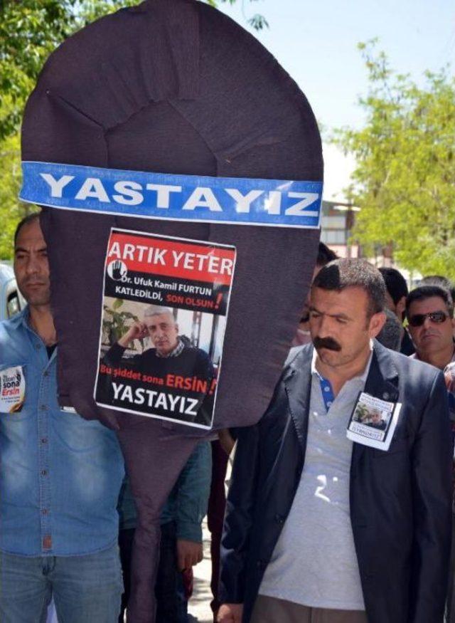 Erzurum Ve Ağrı da Dr. Furtun un &Ouml;ld&uuml;r&uuml;lmesine Tepki 1