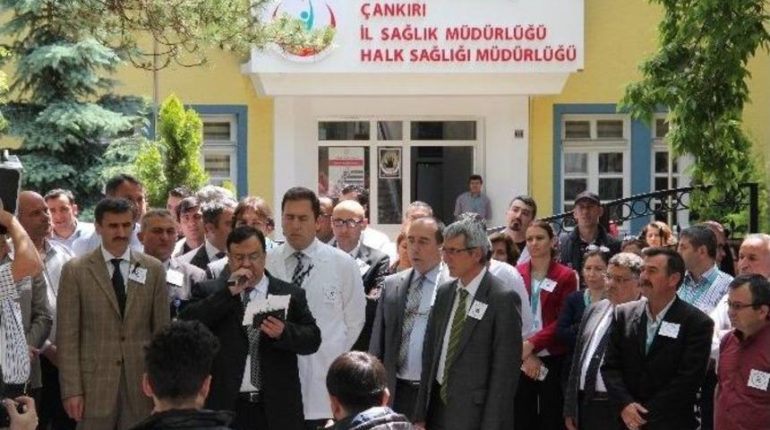 Sağlık &Ccedil;alışanlarına Şiddeti Kınadılar